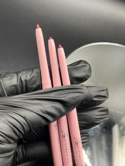 Lip liner